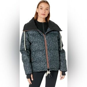 NWOT Varley Granville Jacket -Dark Mono Zebra Size Small